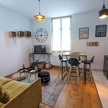 Appartement Place De La Cath' Avec Parking Colmar Exterior foto